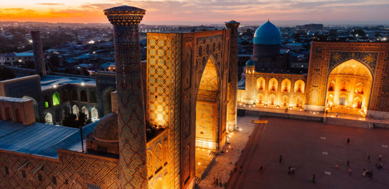 Forbes Dergisi, Özbekistan'ı Yılın En İyi Turistik Mekânları Listesine Ekledi